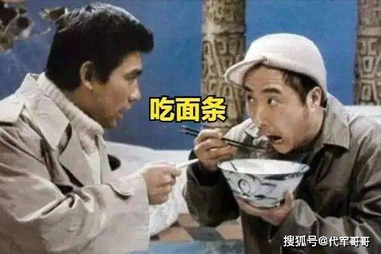 72岁陈佩斯近况曝光！曾11次登春晚封神，如今仍踏遍全国巡演话剧