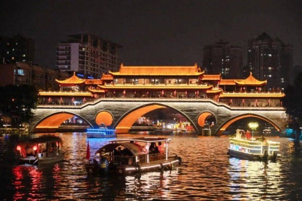 板凳龙、百家宴、国潮灯会……就在明天,来成都解锁元宵节的N种打开方式