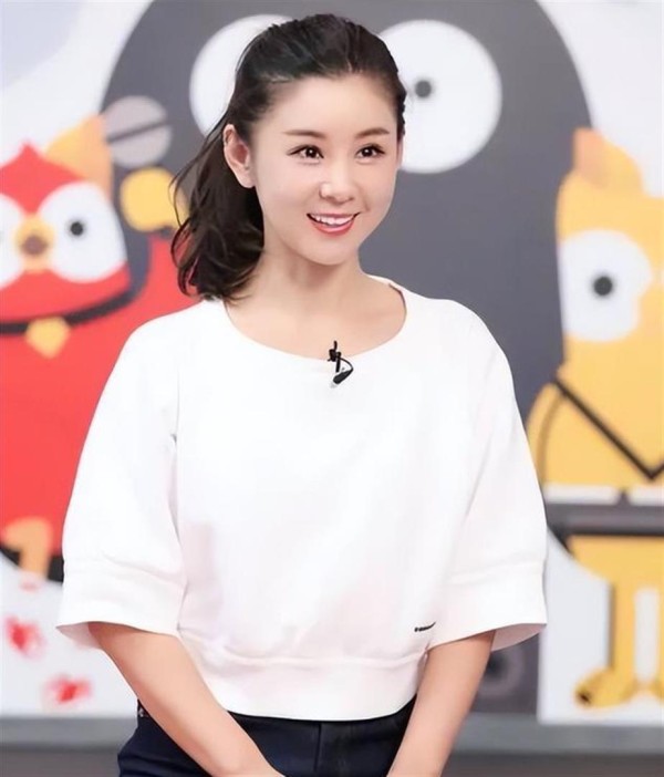 她是最干净女星，出道20年零绯闻，就连初吻都给了自己老公！