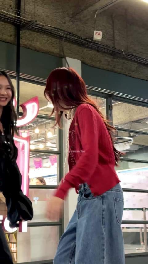 真要大庭广众下扒衣服吗