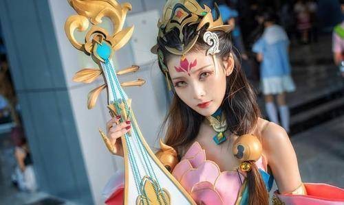 原创她是日本人公认的中国美女，被评为世界三大美女之一，名字很耳熟