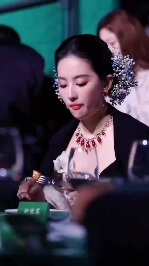 这都能被发现,仙女姐姐果然很特别