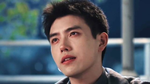 陈飞宇《纯真年代的爱情》收官收视破2，五秒哭戏获赞