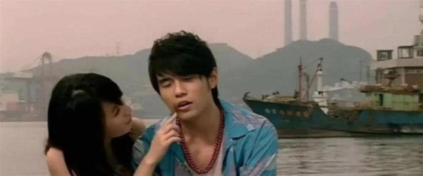 周杰伦田馥甄恋情瓜持续火爆，周杰伦昆凌亲自下场，发视频秀恩爱