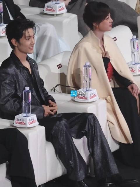 哈哈这下前朝后宫聚齐了