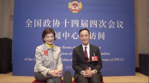 独家对话北京人艺院长冯远征、弦乐名家姚珏：我们非常克制，不让特效“吃掉”人