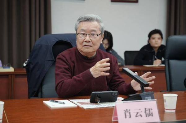 著名文化学者肖云儒做客文化艺术报社——漫谈新闻与文艺的“经纬之道”