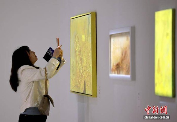 台湾当代艺术家蒋友柏个展“万物有灵·万像”亮相四川成都