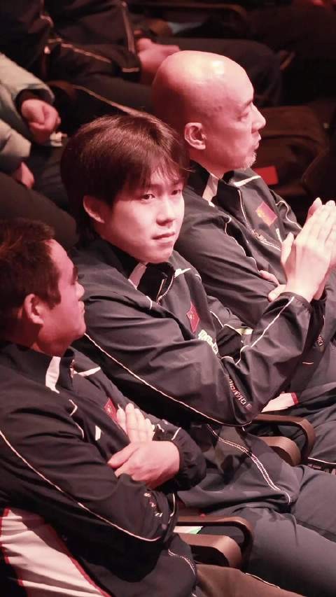 王楚钦赛场真诚鼓掌获赞