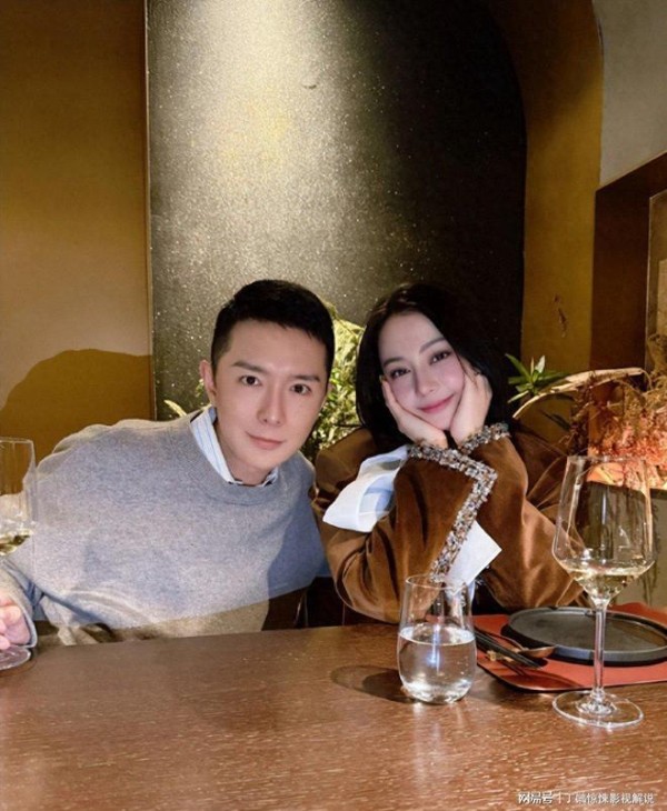 刘冲和迪丽热巴聚餐照曝光，女方疑似有好事发生，粉丝们放心了