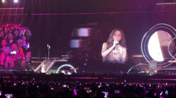 张靓颖承认整容，新专辑筹备中