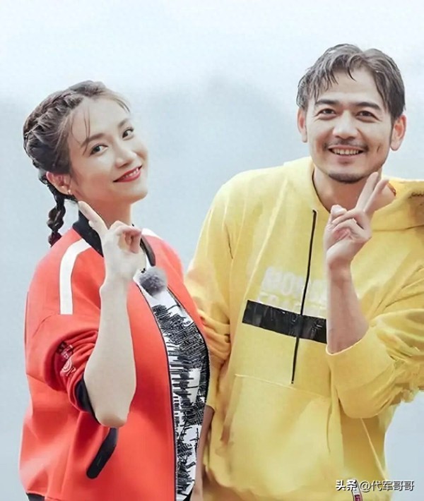 43岁杨烁近况曝光！娶美女演员王黎雯，如今儿女双全成人生赢家