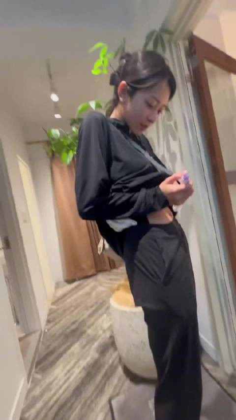 日本网红Yubisu直播注射美国减肥药