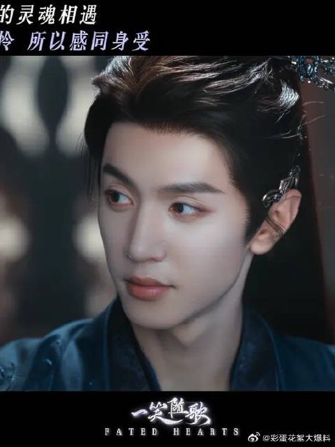 因为是两个同频的灵魂，才能感受到彼此深藏心底的爱意