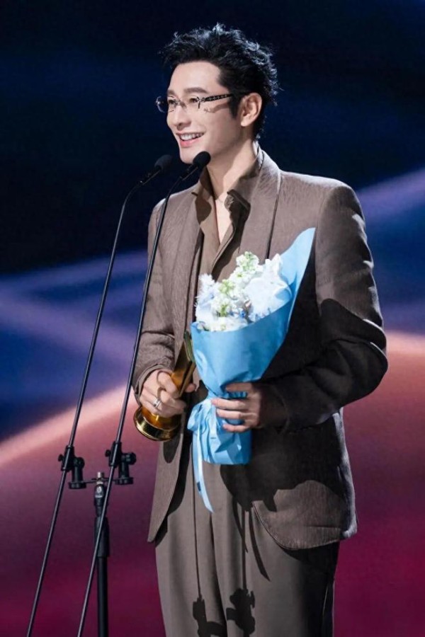 黄晓明点破行业真相:AI越厉害,越离不开IP