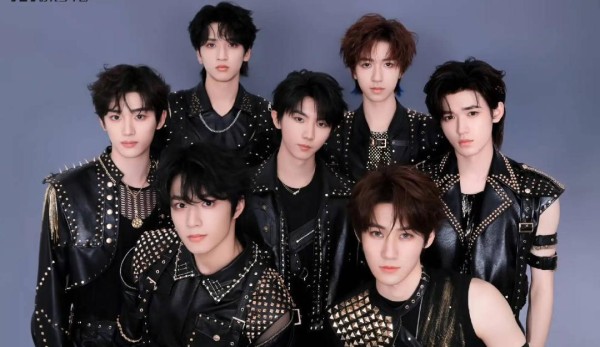 时代峰峻发布声明！否认严浩翔出入商K场所