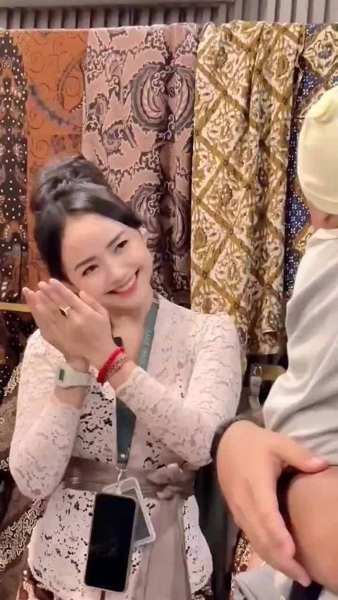 说这个是印尼小姐姐？