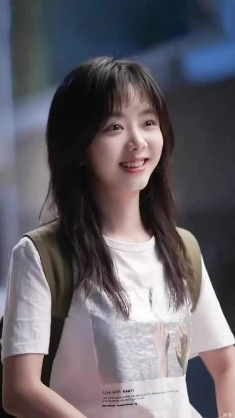 估计谭松韵以后再也不会接年代剧了