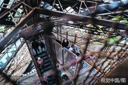 埃菲尔铁塔原装楼梯将拍卖