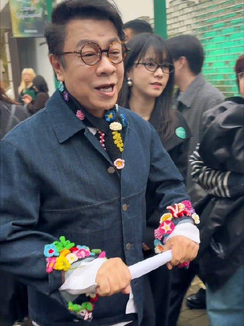 网友调侃无肉脸老后似赵本山有肉脸似赵忠祥