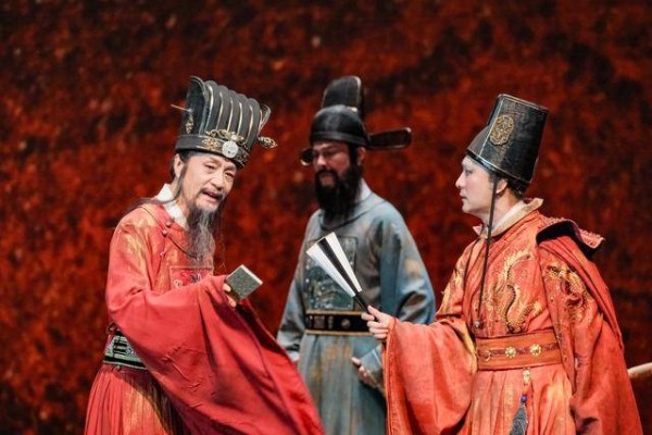 时隔16年，北京人艺携《张居正》再赴香港