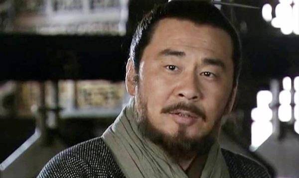 《三国演义》与《三国志》里曹操的形象相比，有哪些不同的地方？