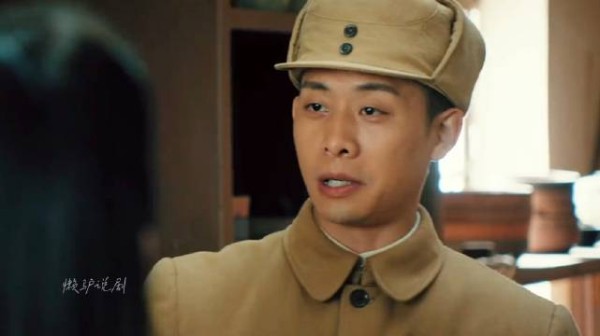 仅仅只是握了一下手，就发现对方是潜伏特务