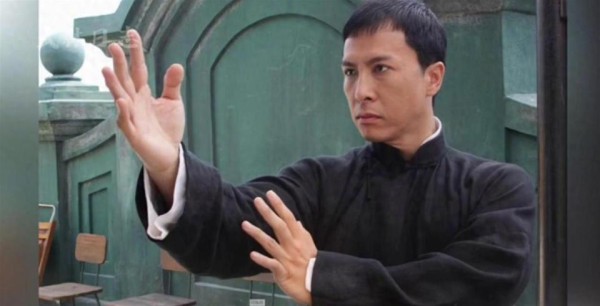 叶问最初人选并非甄子丹，而是成龙李连杰，周星驰也曾想拍...