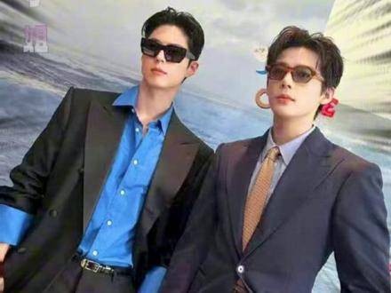 朴宝剑现身王安宇拍摄现场,双担粉集体沸腾!