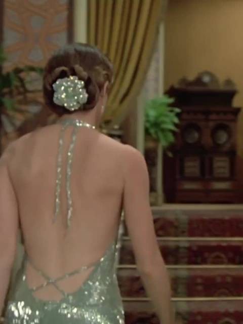 1978年电影《尼罗河上的惨案》富家千金的造型，怎么都这么美