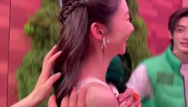 这段在看还是好可爱