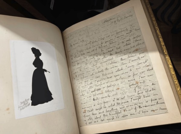 诗人济慈亲笔书信被盗多年后重现，价值约200万美元