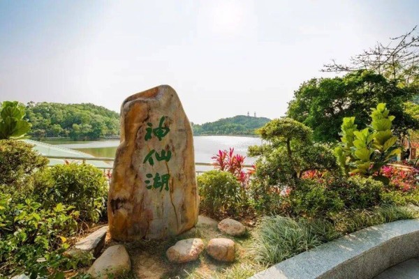 校长心语 | 2026世界读书日，共读5篇散文【留言送书福利】