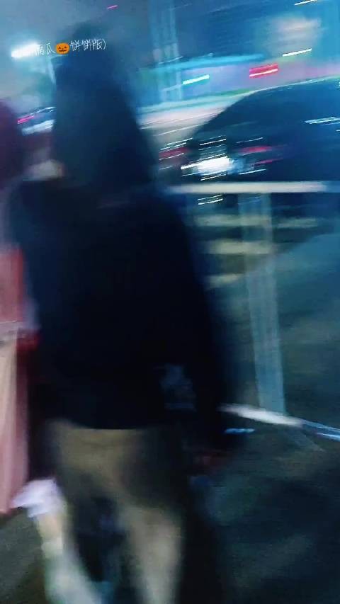 王楠说话咋这动静讷 笑吐了 像隔壁村二大爷