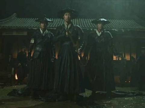 先斩后奏，皇权特许