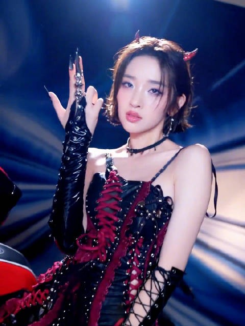 王濛调侃唐艺昕rap出圈