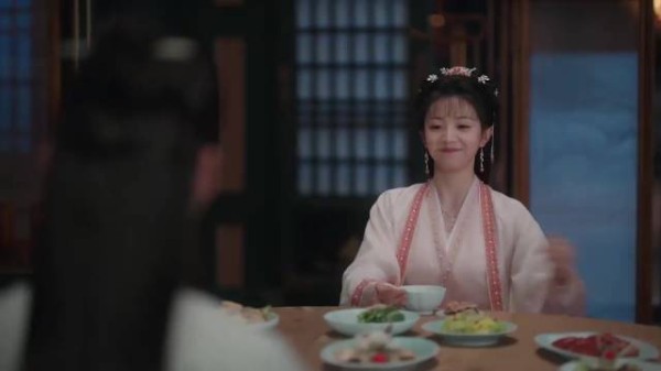 李薇吃饭太疯狂，一筷子清空盘子，大总管当场目瞪口呆