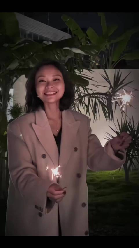 主持人熹菲因病去世年仅37岁
