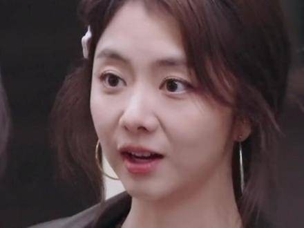 松韵，心疼你竟隔着时差的薄雾 谭松韵节目里谈自己拍戏受伤