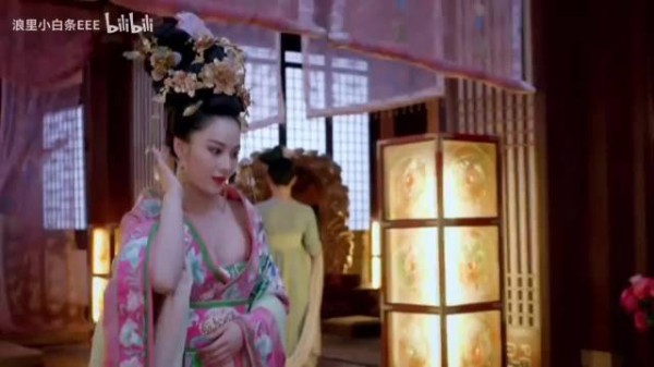 张馨予的经典电视剧，因为胸太大导致播放的时候被和谐