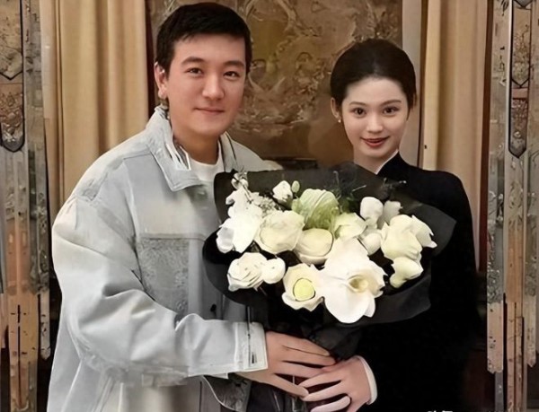 杨子“深情”人设崩塌！新欢产子时间线被扒，和黄圣依还是好友