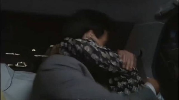 为了不交公粮，男人居然这样弄