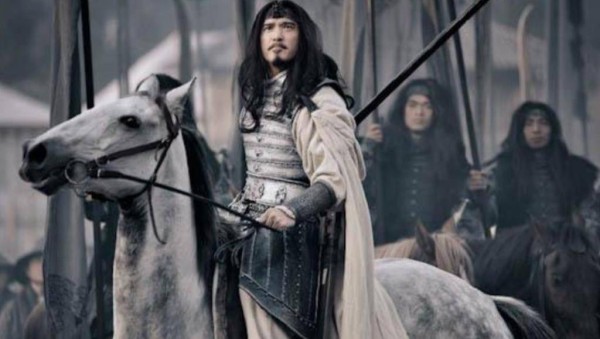 三国演义中，十位超一流猛将排名如何？一流猛将前三名分别是谁？