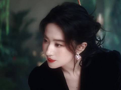 真的会被刘亦菲骨子里的优雅狠狠折服