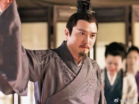 赵丽颖新剧角色长柏多面人生获赞