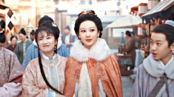 恭迎家主李祯！