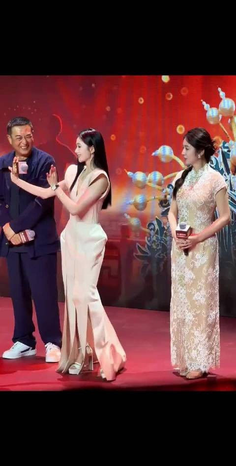 《主角》老戏骨集结，张嘉译秦海璐等演绎时代故事