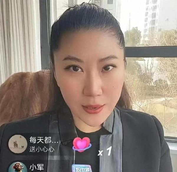 90岁谢贤被Coco爆料，分手原因：他身体跟不上我，现已坐轮椅出行