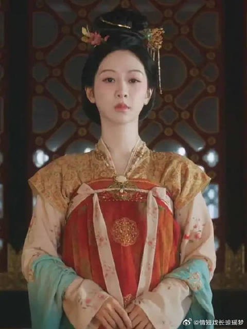 何惟芳是有同理心有大爱的人,尽全力复仇,也尽力帮助所有女性