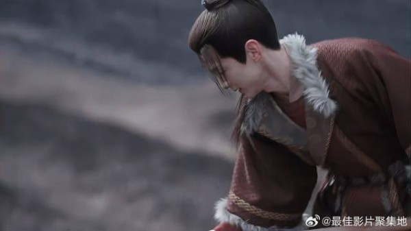 少主出使墨川,李薇干农活有一手,不料少主也加入其中
